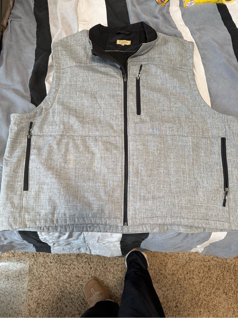 Men's Light Gray Quilted Zip-Front Vest
